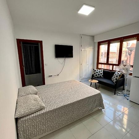 Estudio En La Playa Torrevieja Luaran gambar