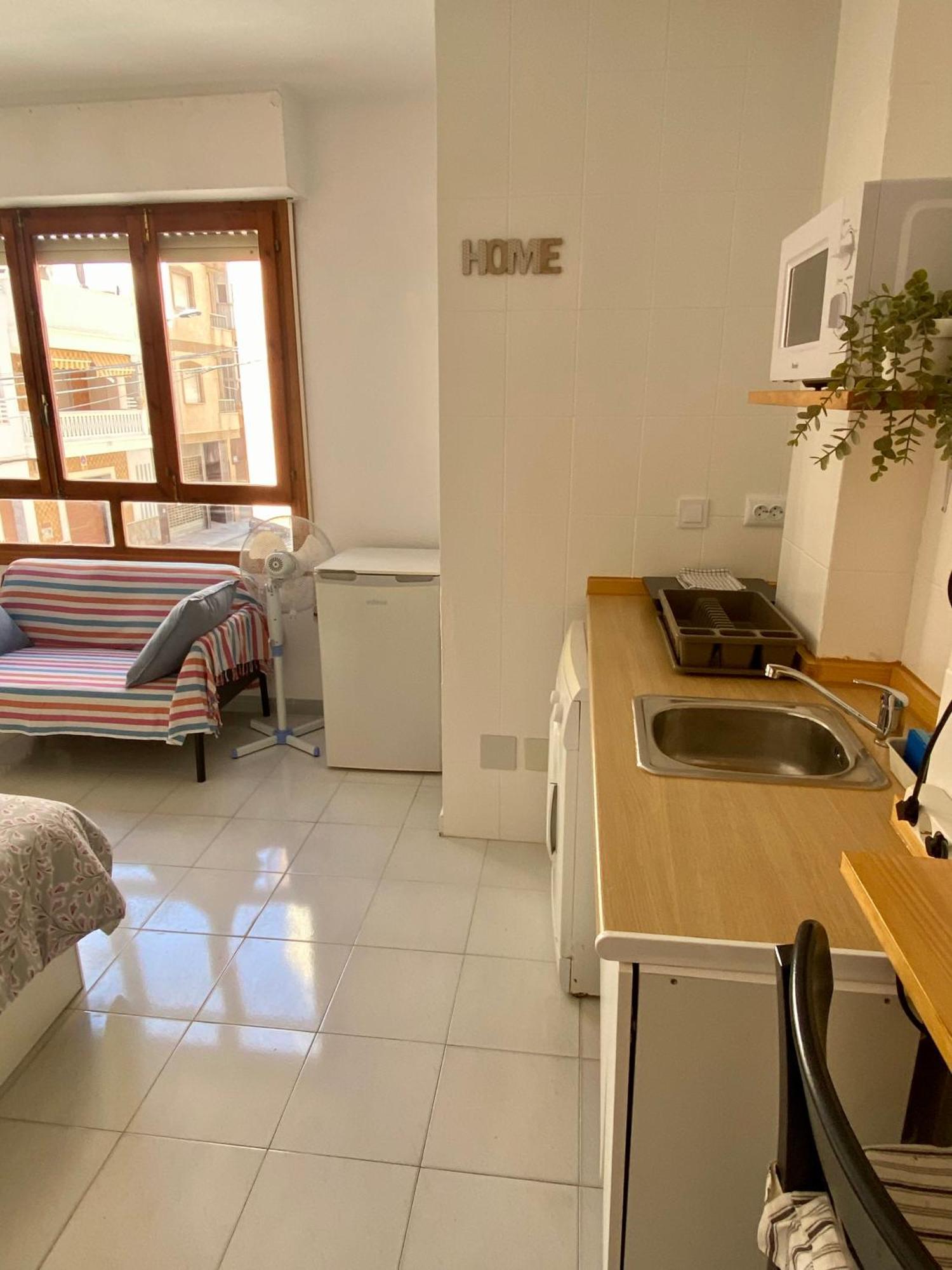 Estudio En La Playa Torrevieja Luaran gambar